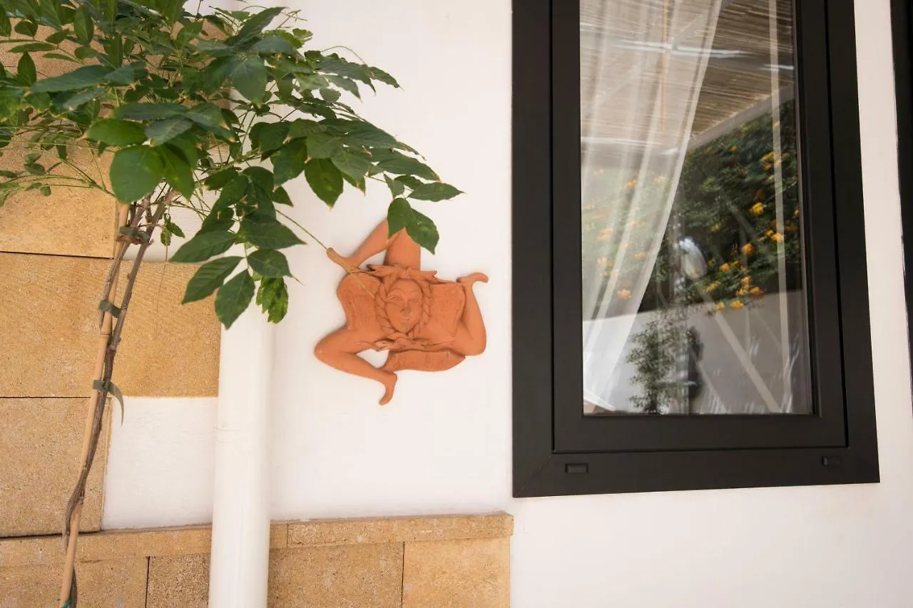 Casa Vacanze Andromaca Noto Italia